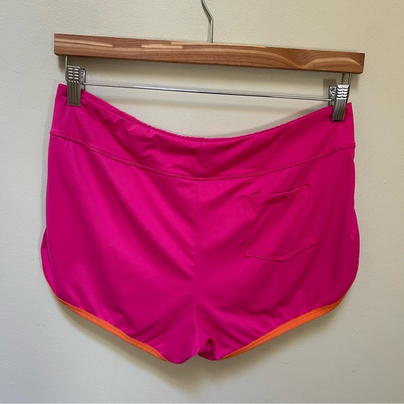 Title Nine x Carve Designs ~ Swim Boy Short Bottoms in size Medium - Picture 6 of 9